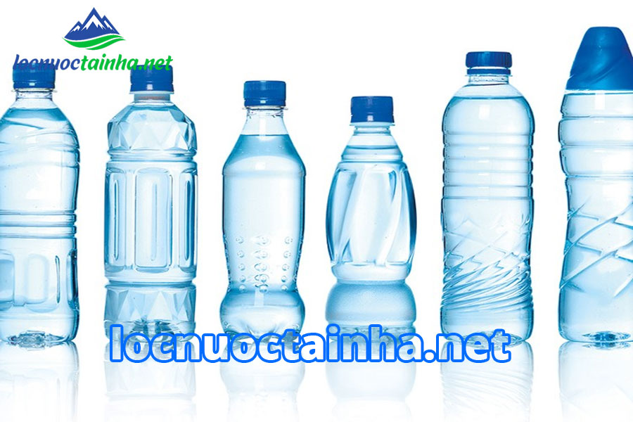 nước uống đóng chai hay máy lọc nước tại nhà